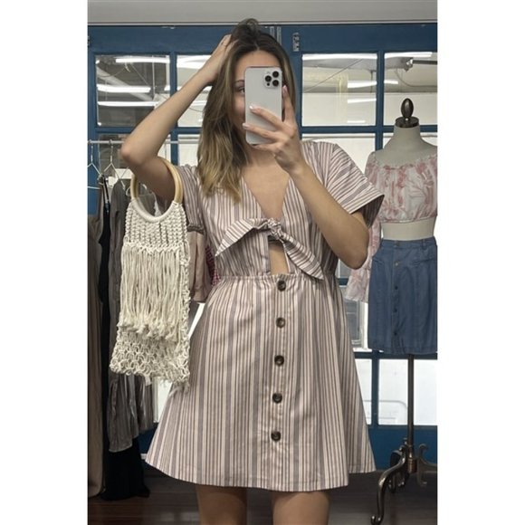 Le Lis Dresses & Skirts - 90's Mini Shirt Dress